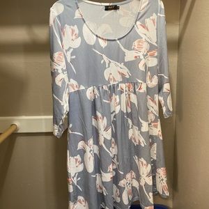XL grey flowery dress
